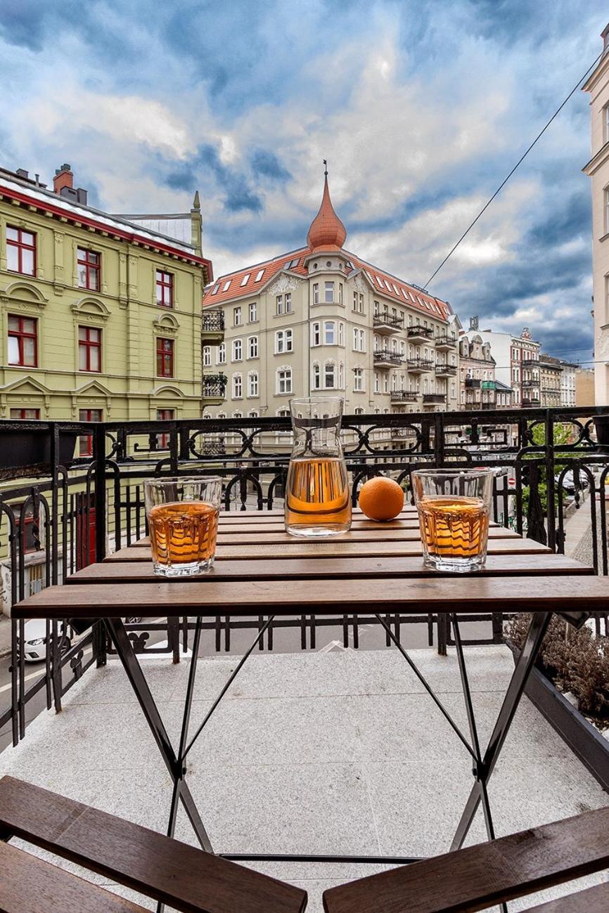 Apartamenty Pomaranczarnia Познань Екстер'єр фото